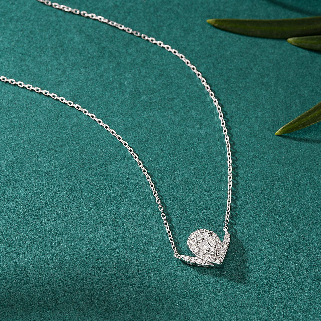 V Shaped Water Droplets Diamond Necklace