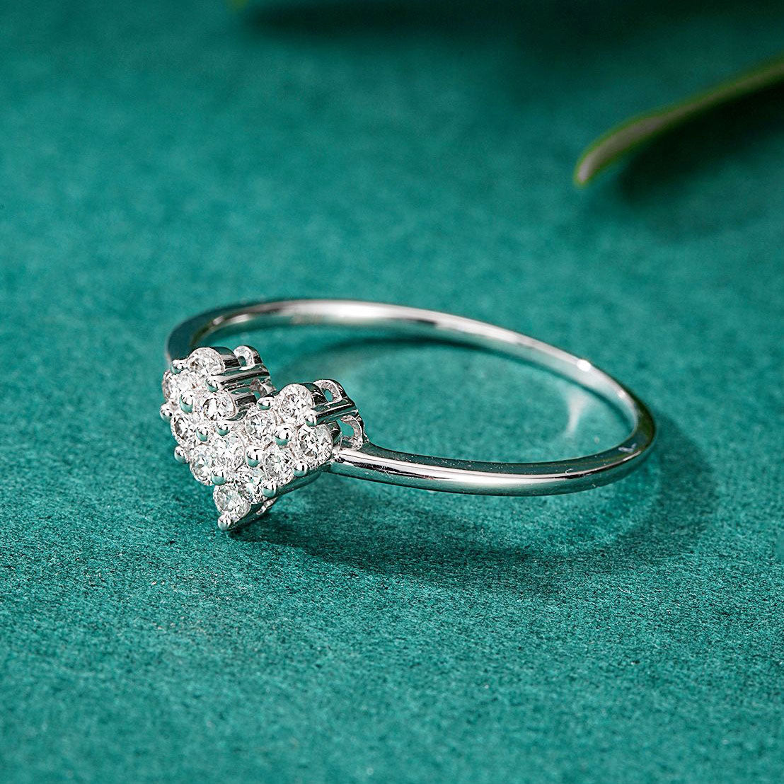 Heart Shaped Illusion Diamond Ring