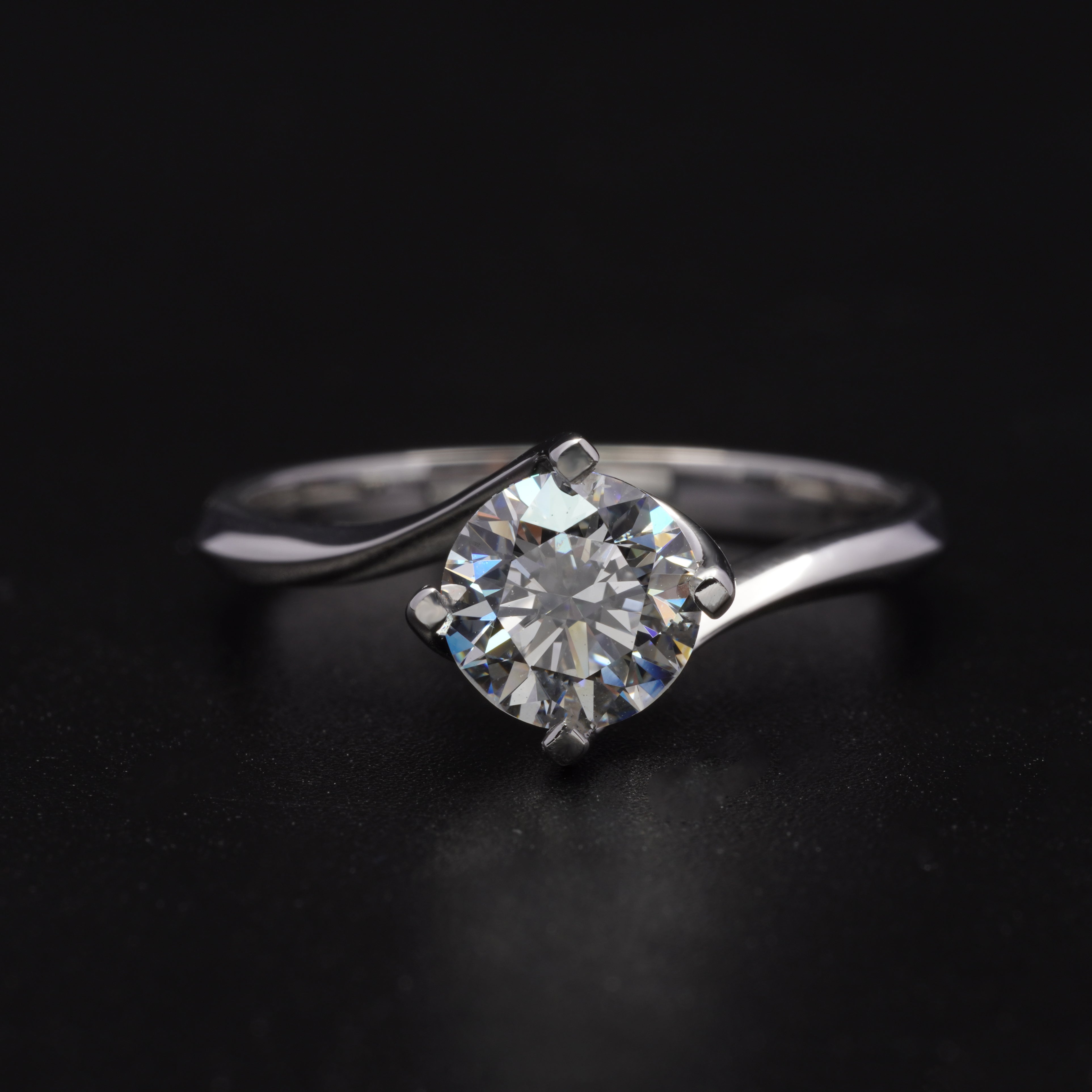 Twisted Diamond Ring Setting