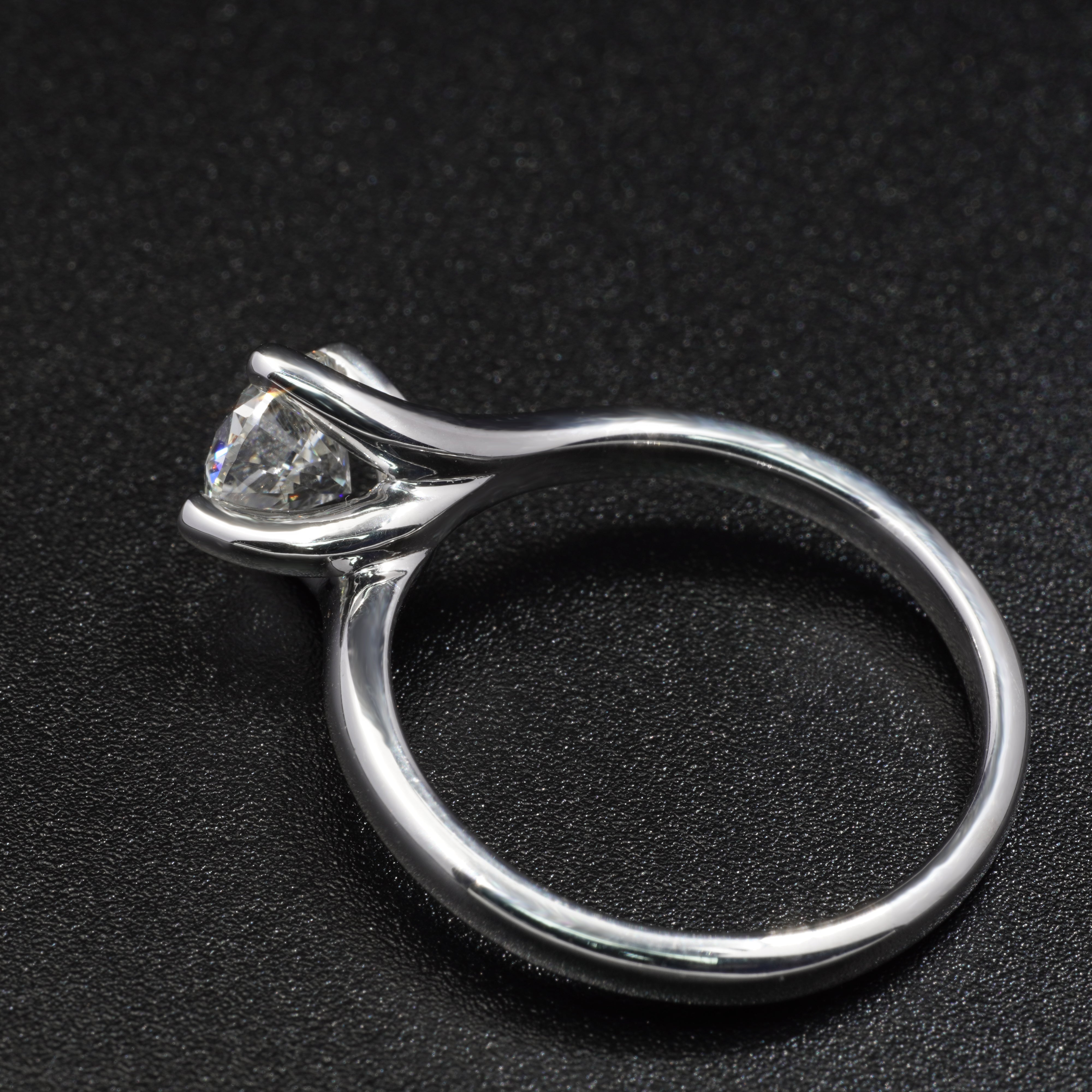 Twist Solitaire Diamond Ring Setting