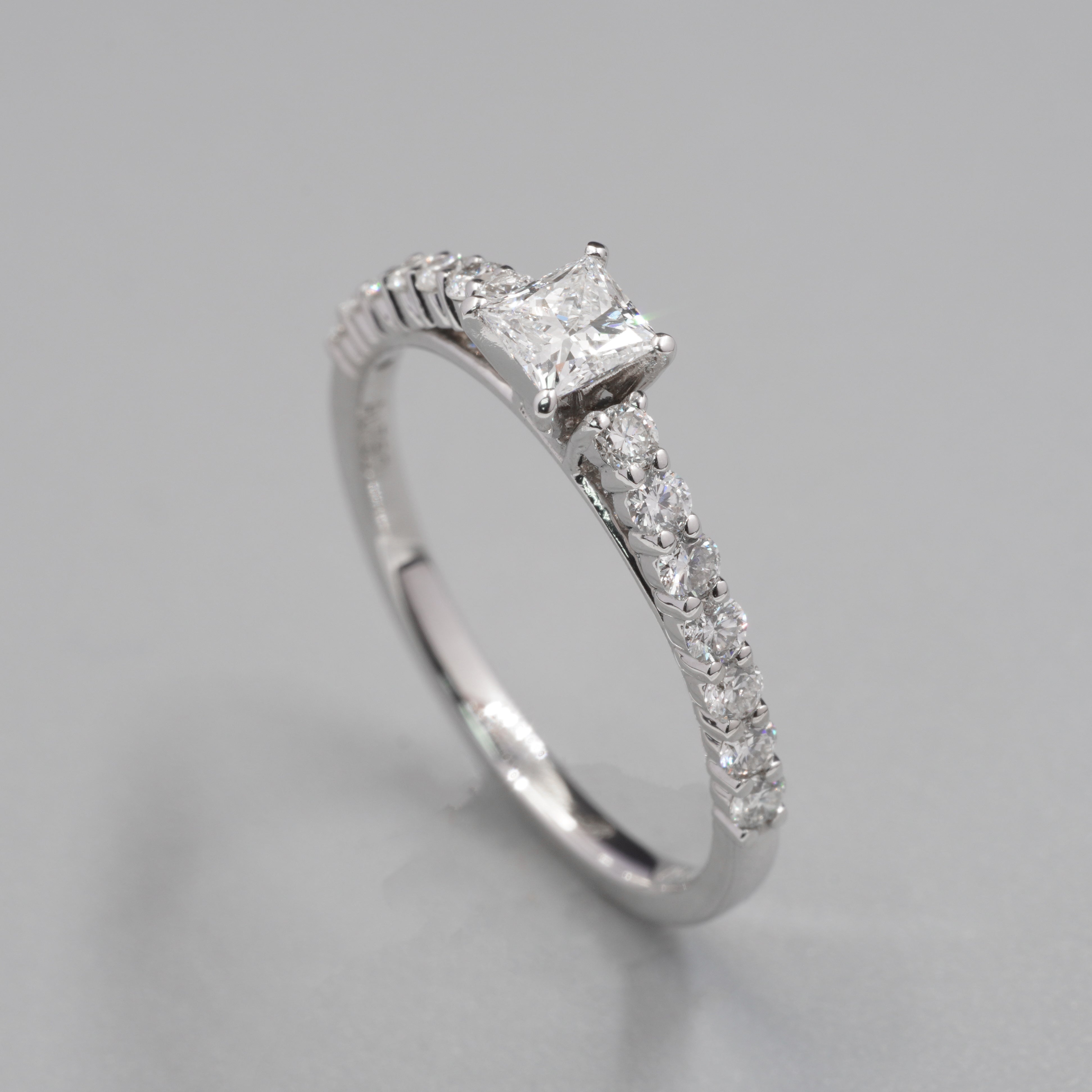 0.3ct Princess Diamond Ring