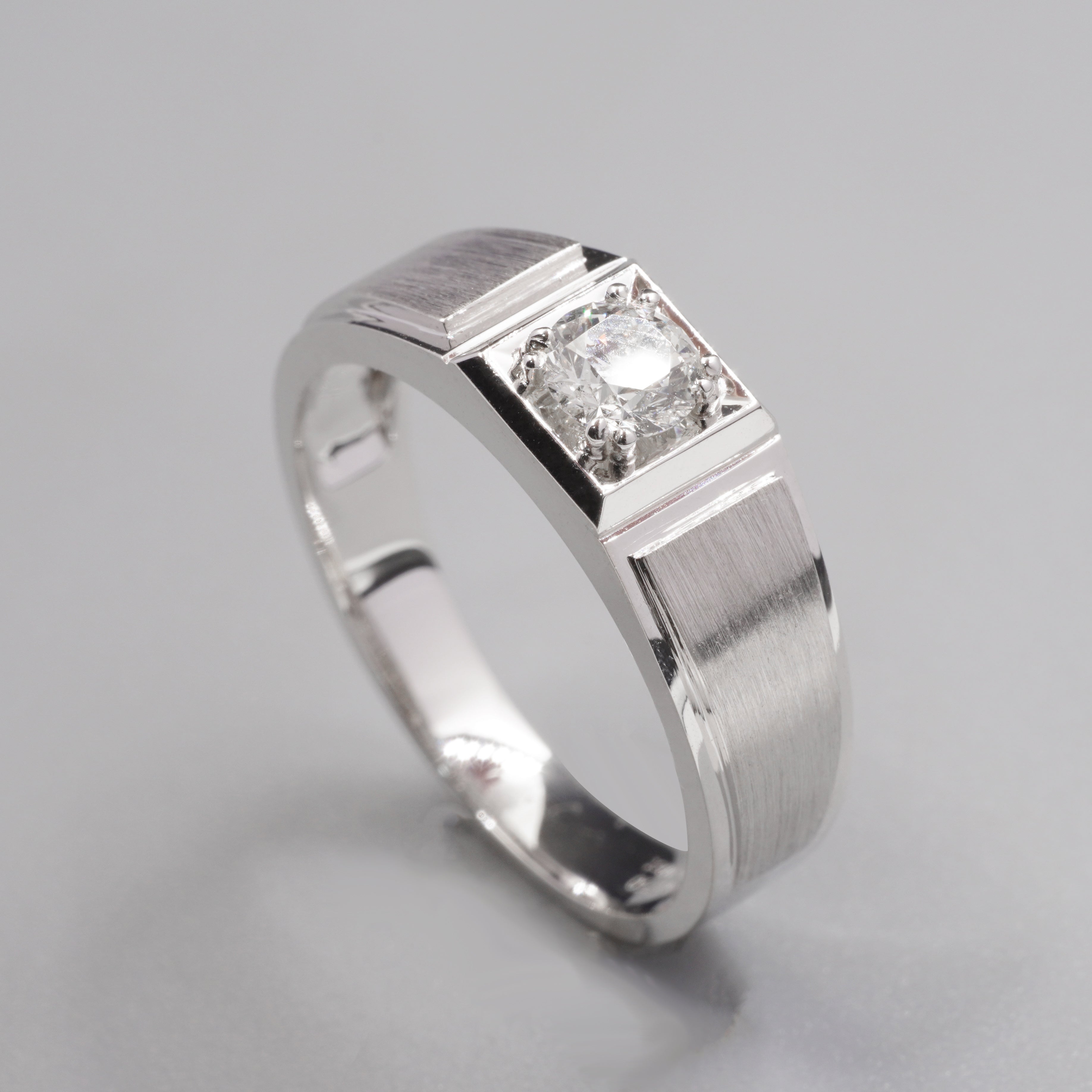 0.40CT Diamond Male Ring