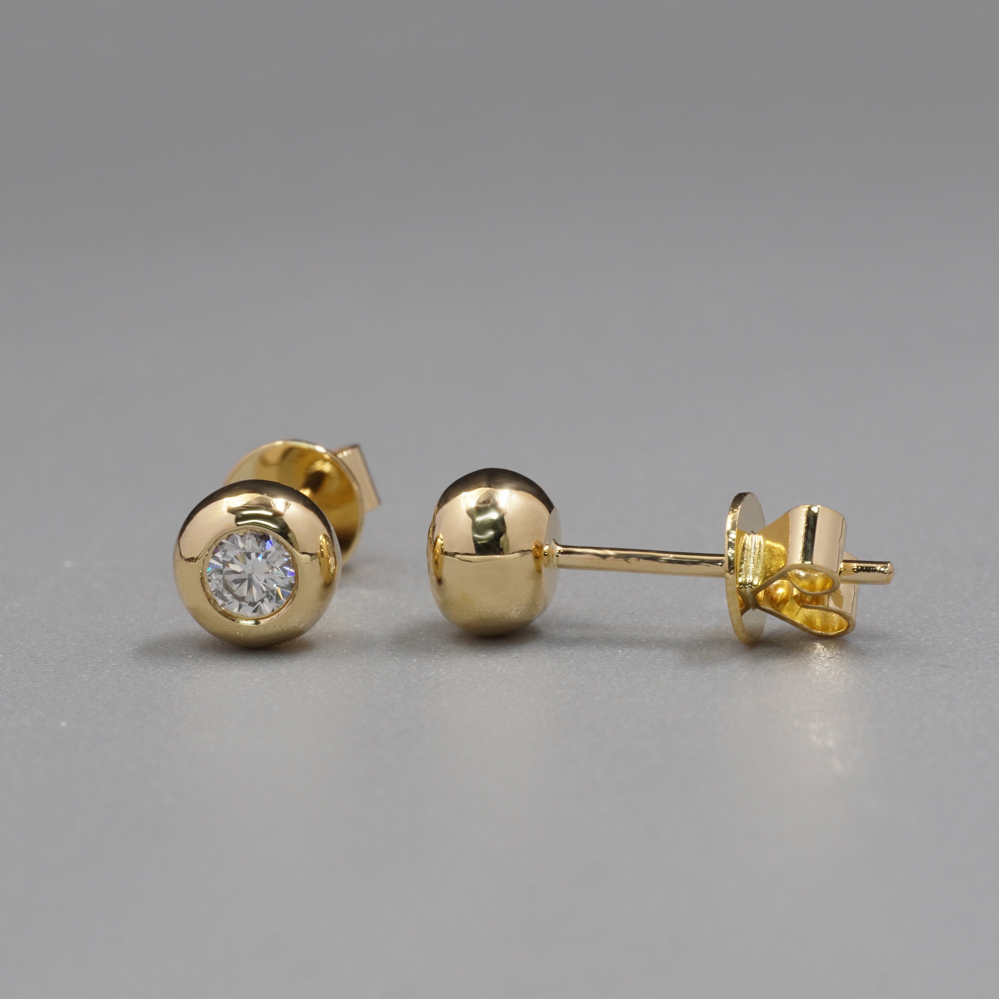 0.20CT Diamond Stud Earrings