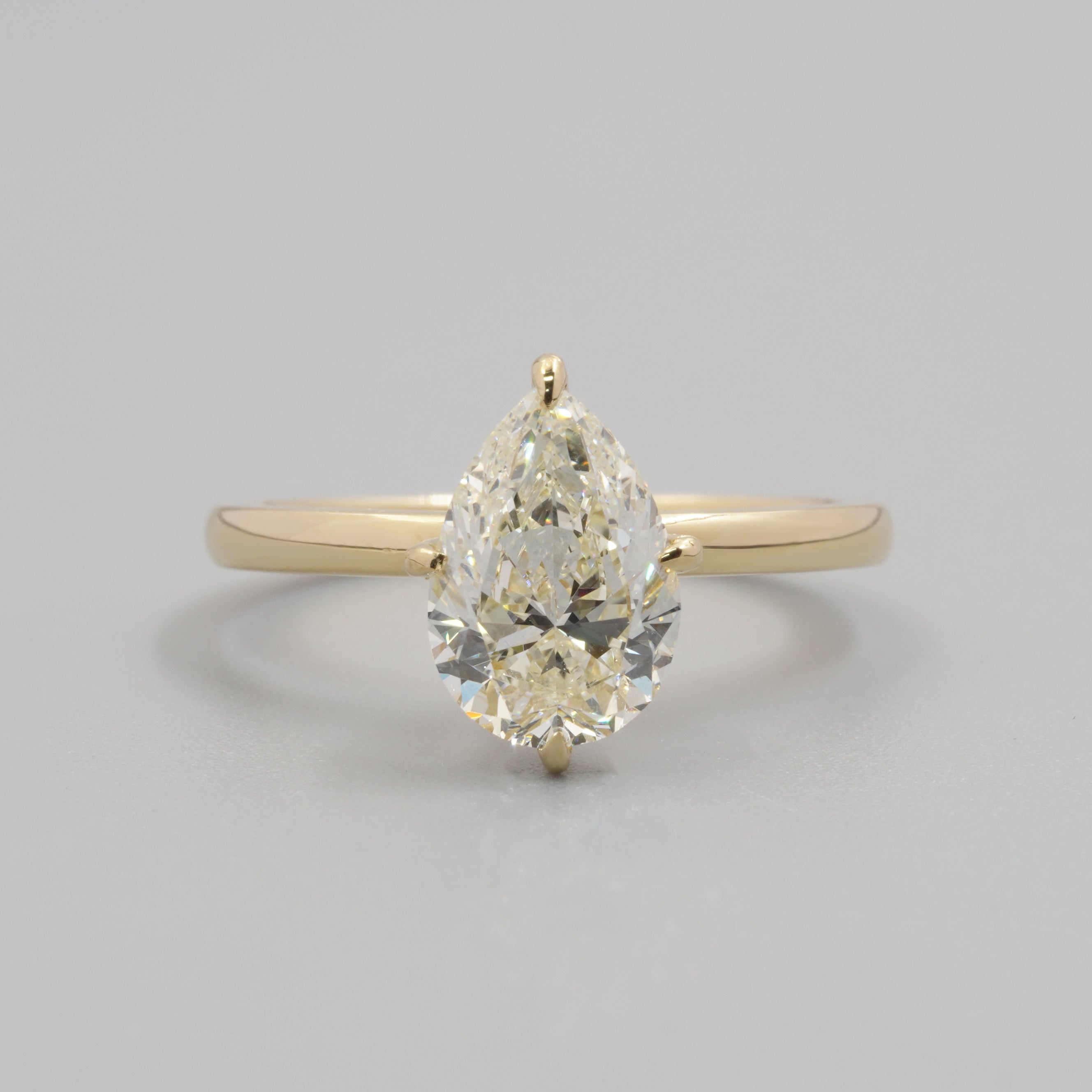 Pear Four Prongs Solitaire Ring Setting