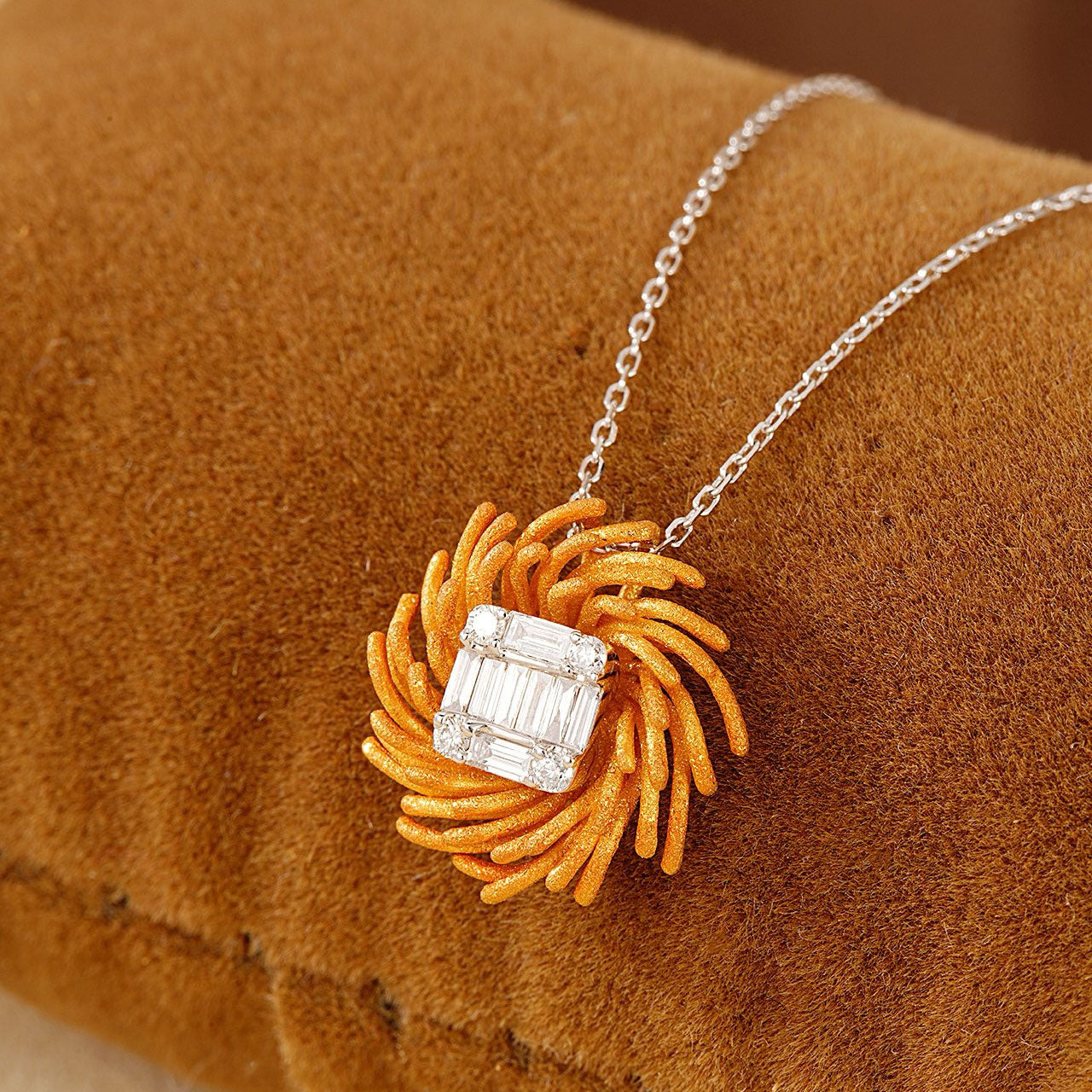 Daisy Baguette Diamond Pendant