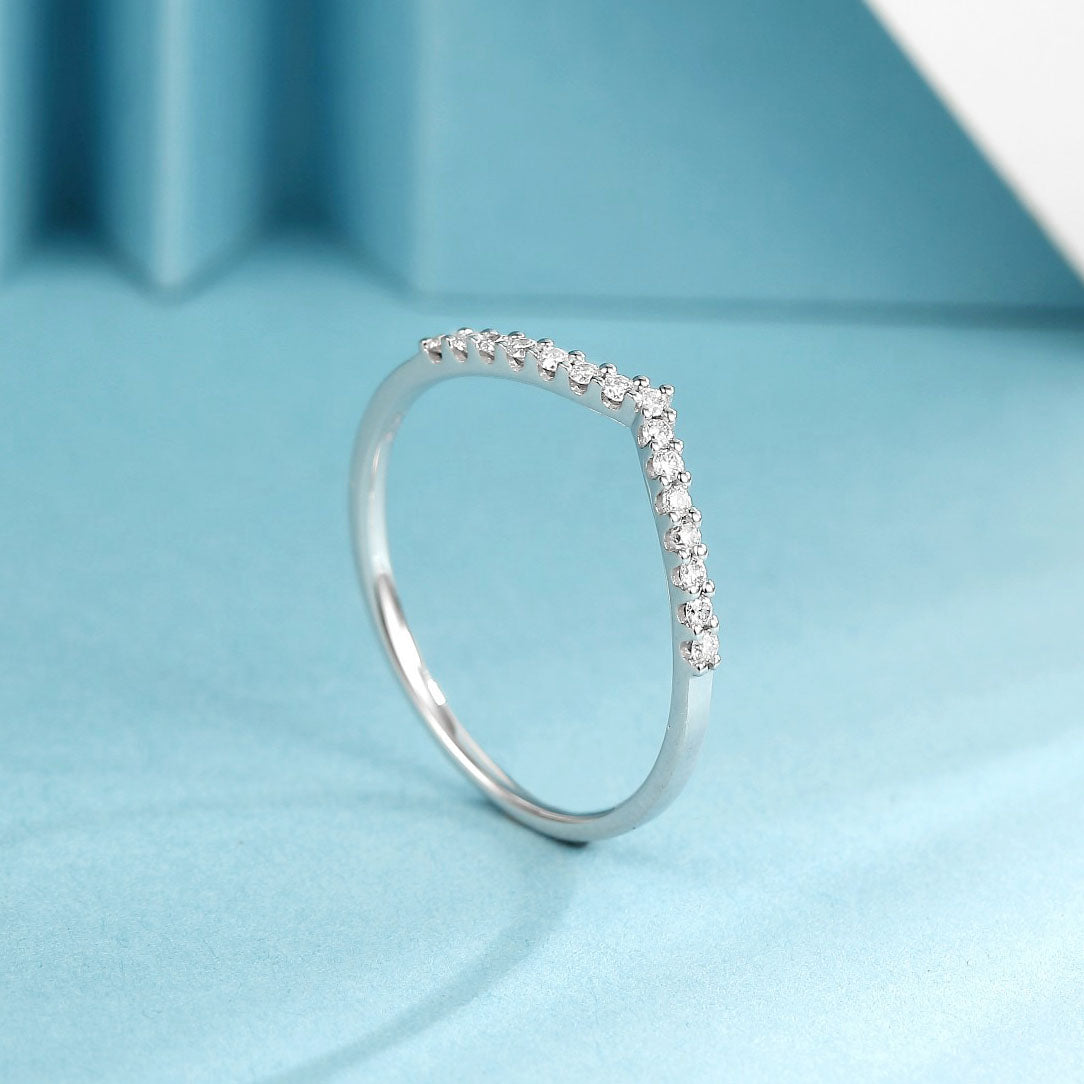 V Shaped Diamond Ring